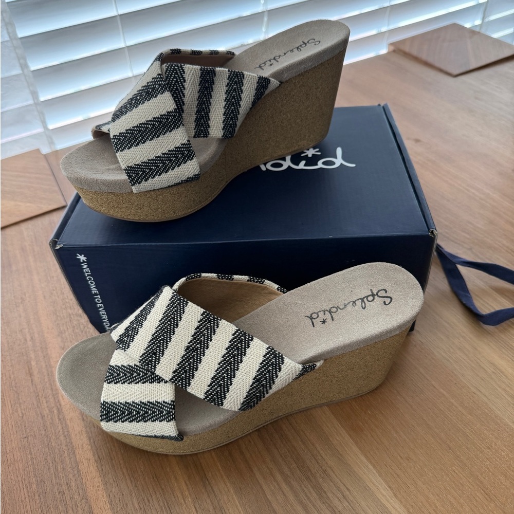 Splendid Black & Cream Striped Cross-Band Wedge Sandals